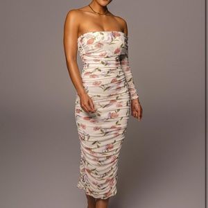 In search of this Jluxlable dress!!